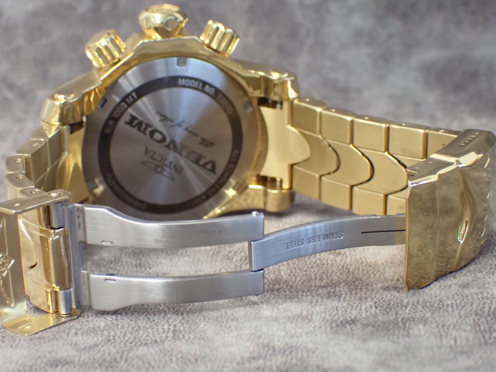 Invicta インヴィクタ 腕時計 ゴールド メンズ クロノグラフ 稼働品