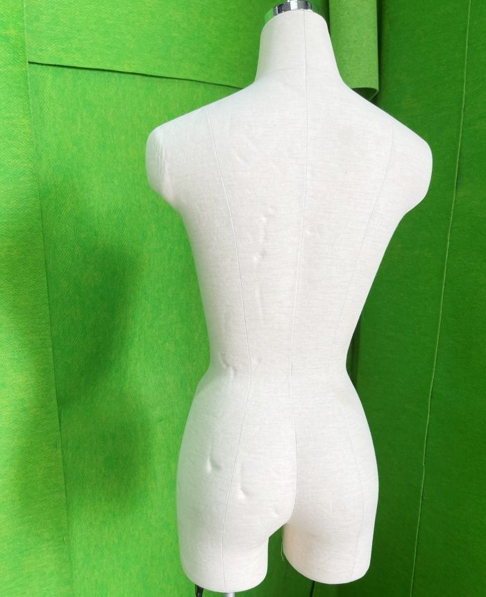 東京キイヤ】7号サイズ 婦人トルソー 芯地張り 軽量発泡ボディ□ F-500