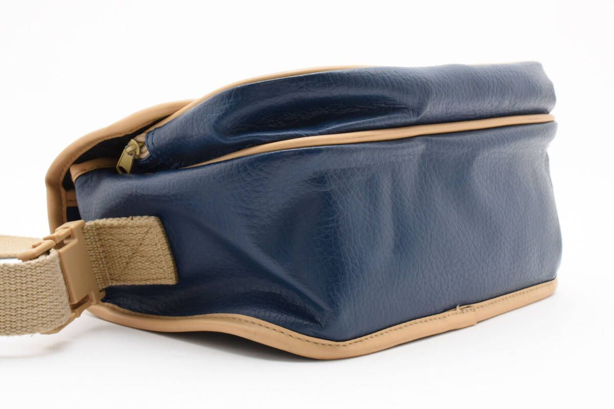 Canon Williamsバック【未使用品】 Canon Williamsバック【未使用品】の通販 by S｜ラクマ