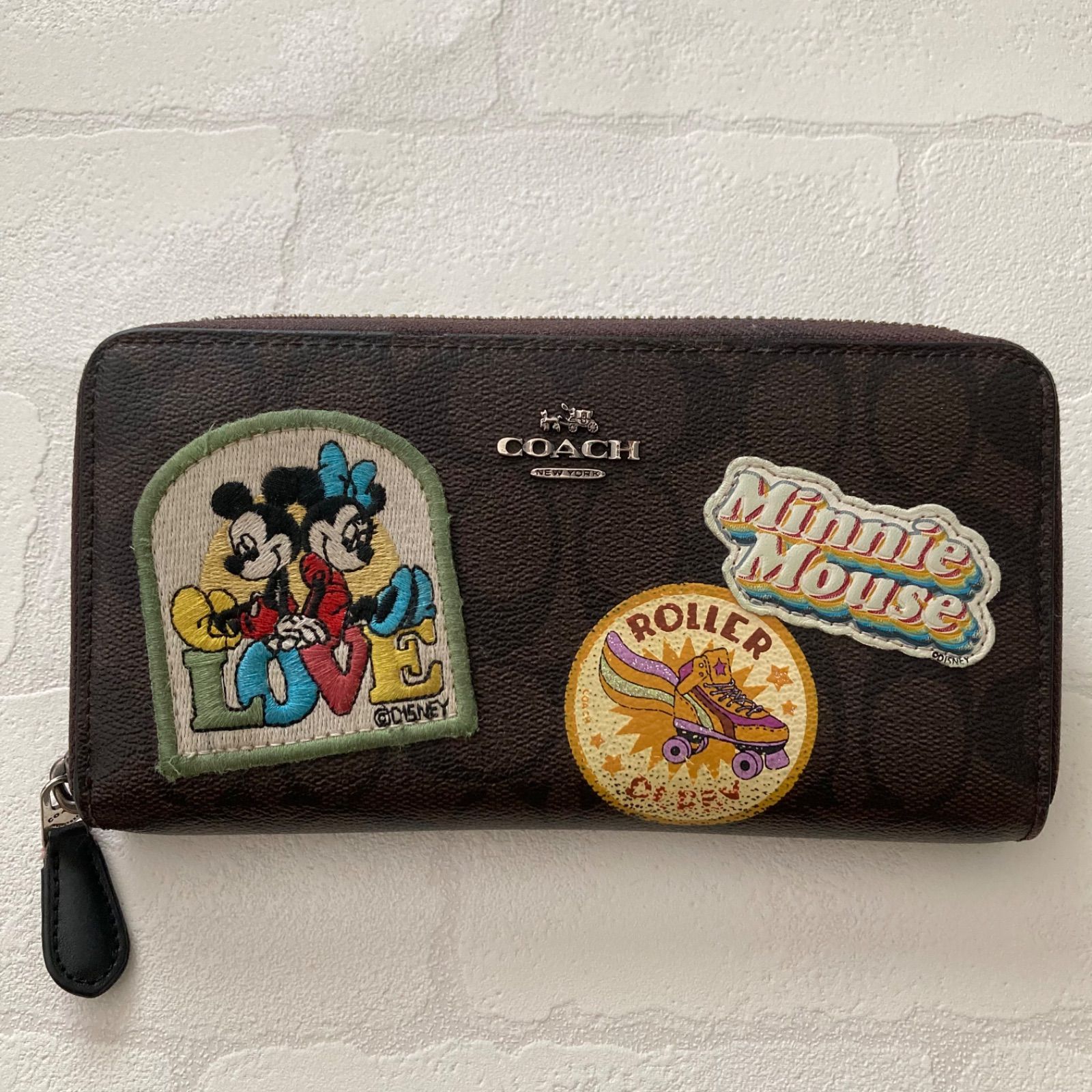 当店限定販売 新品 未使用 Coach コーチ Disney ディズニー ミッキー コラボ 長財布 長財布 Khamsarngor Com Khamsarngor Com