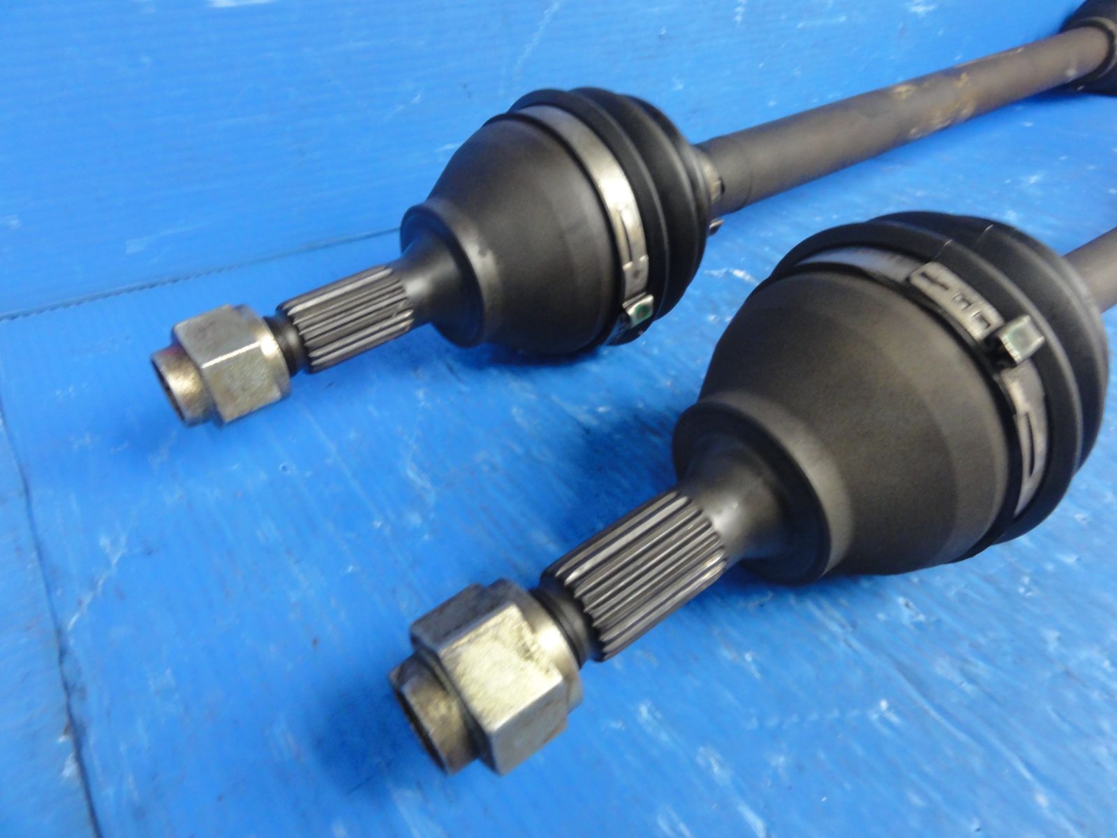 平成19年車 A8NFU プジョー 1007 フロント ドライブシャフト 左 右 セット 純正 走行距離43820㎞ F28593