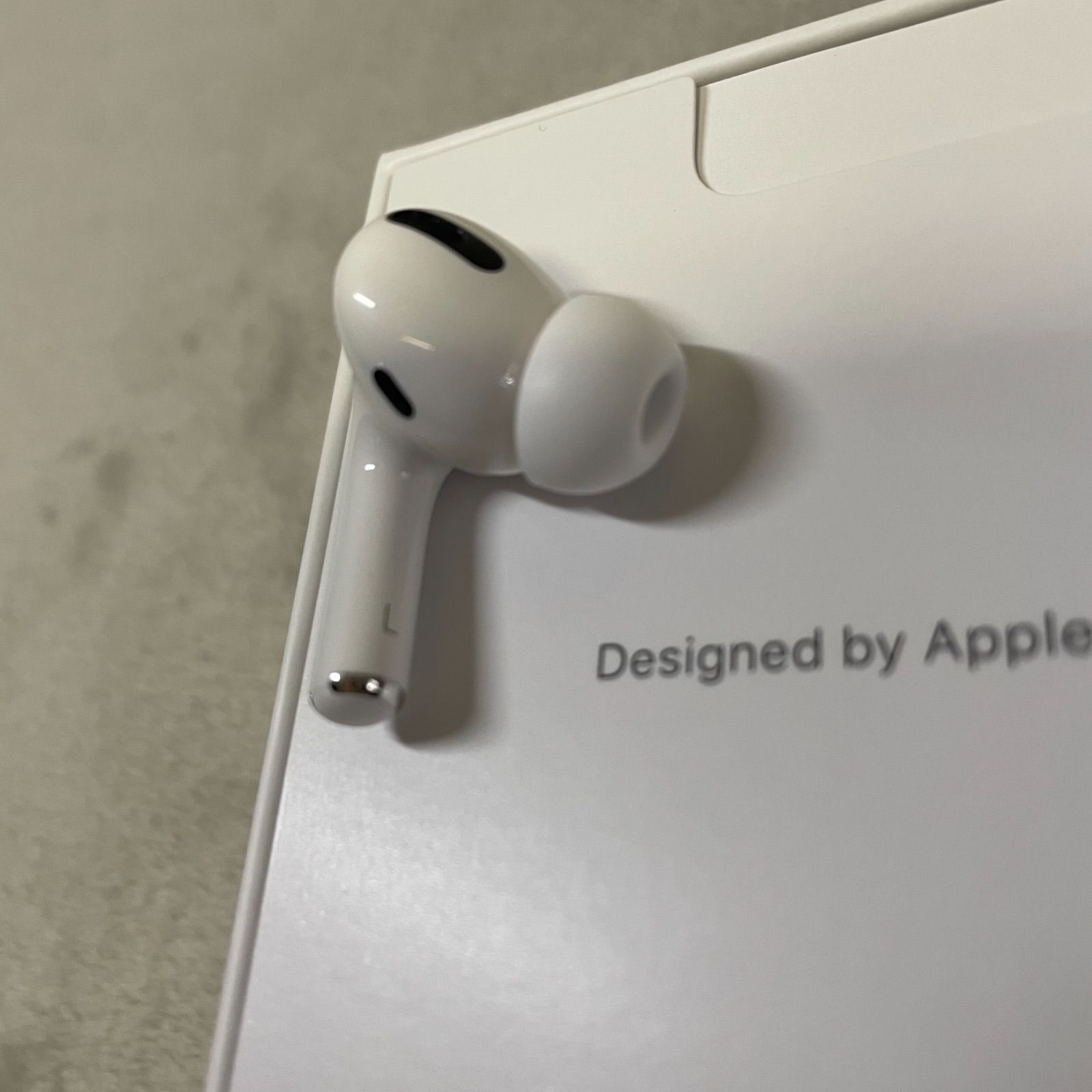 楽天最安値に挑戦】 【純正品】AirPods Pro イヤホン 両耳 のみ【24H