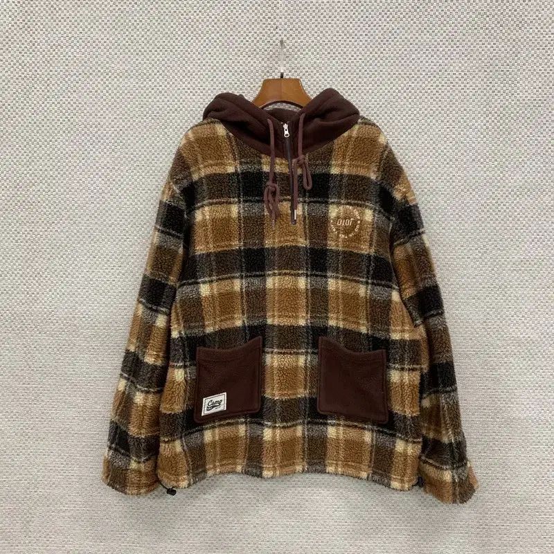 【雷市場（ポンジャン）商品韓国直送】 OIOI リバーシブル ハーフジップ フリース フード付きTシャツ 100 S05607