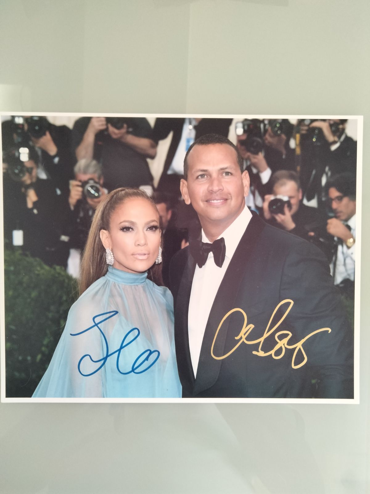アレックス・ロドリゲスとジェニファー・ロペス直筆サイン入り超大型写真… アレックス・ロドリゲスとジェニファー・ロペス直筆サイン入り