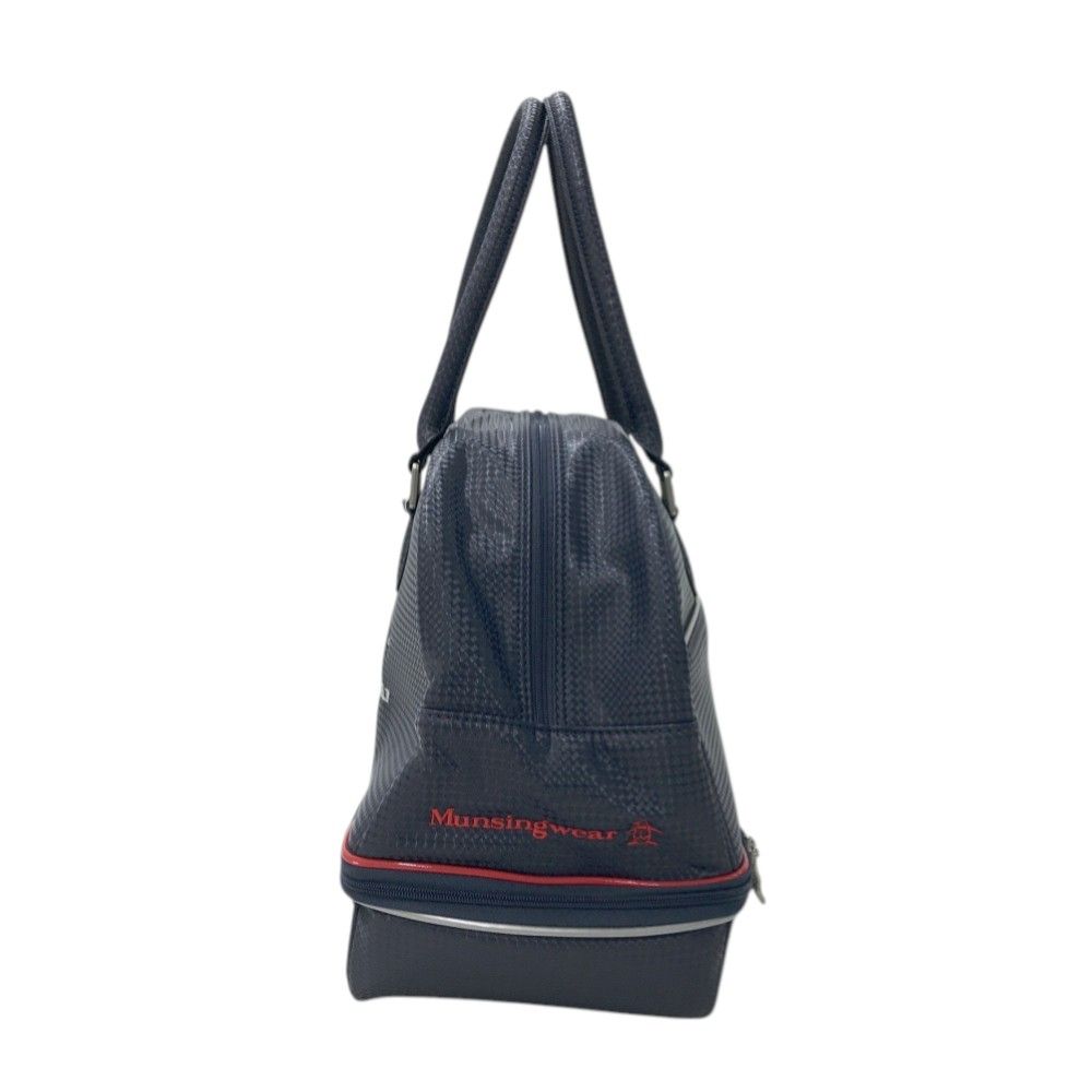 MUNSING WEAR マンシングウェア  2層式 ボストンバッグ  ネイビー系  [240101493142] ゴルフウェア ストスト MUNSING WEAR マンシングウェア 2層式 ボストンバッグ ネイビー
