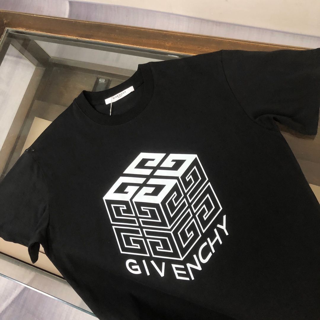 【GIVENCHY】関税込☆クルーネック Tシャツ ホワイト 本日限定特価】GIVENCHY クルーネックTシャツ - 高品質コットン