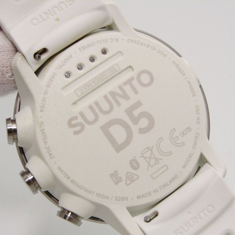 SUUNTO スント D5 WHITE ダイブコンピュータ SS050181000 SUUNTO スント D5 WHITE ダイブコンピュータ SS050181000