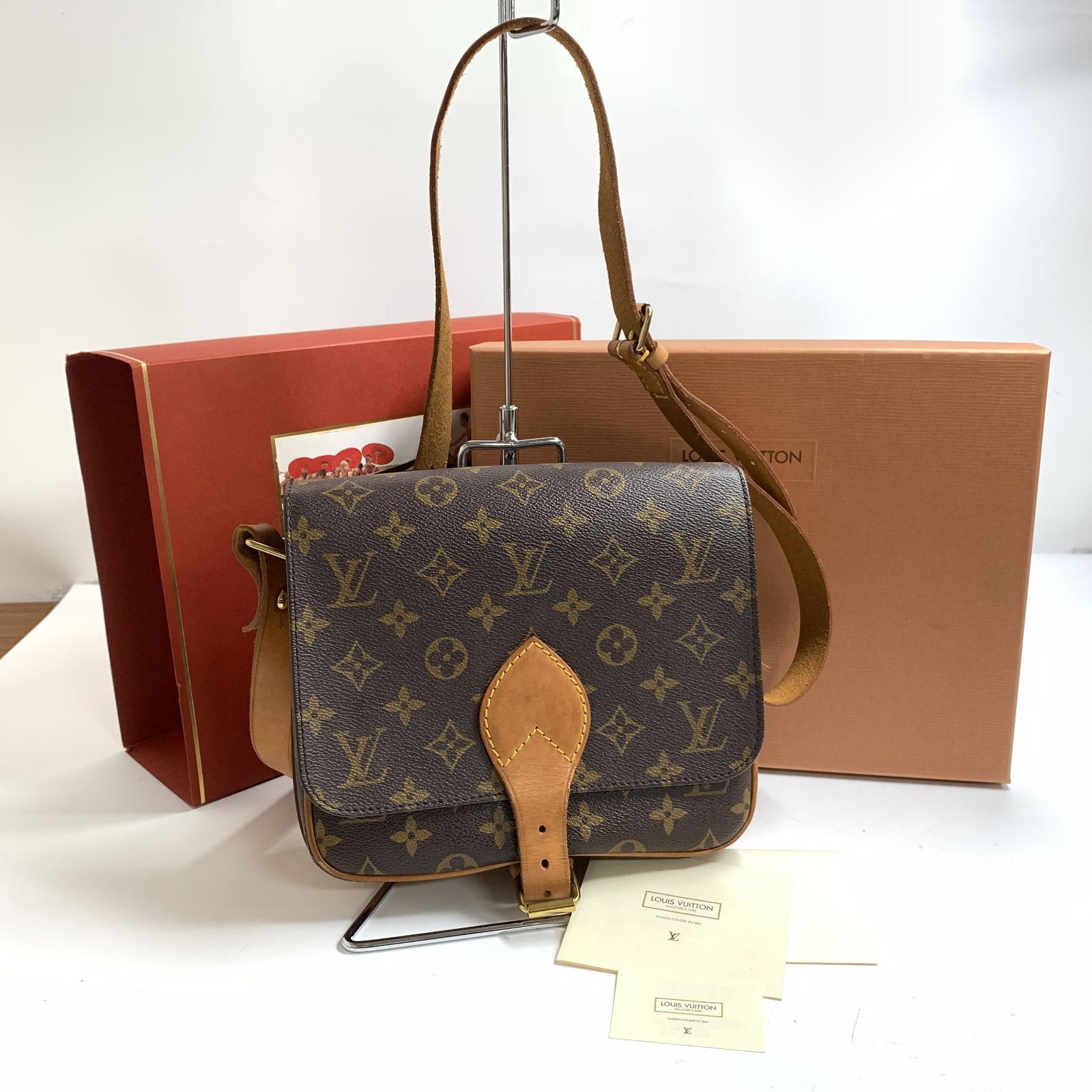 f001 H 良品 LOUIS VUITTON ルイヴィトン M51253 カルトシエール ショルダーバッグ モノグラム レディース 保存袋・箱付き  - メルカリ