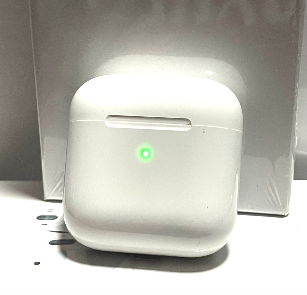 箱付きAirPods Pro ワイヤレスイヤホン 本体 最新】Air Pro4 Bluetoothワイヤレスイヤホン 箱有り - メルカリ