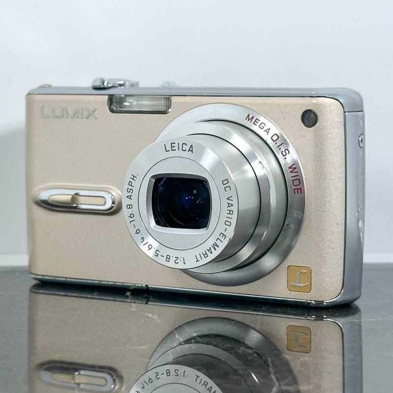 【Panasonic】 DMC-FX07 ゴールド　コンデジ Panasonic LUMIX DMC-FX07 ゴールド