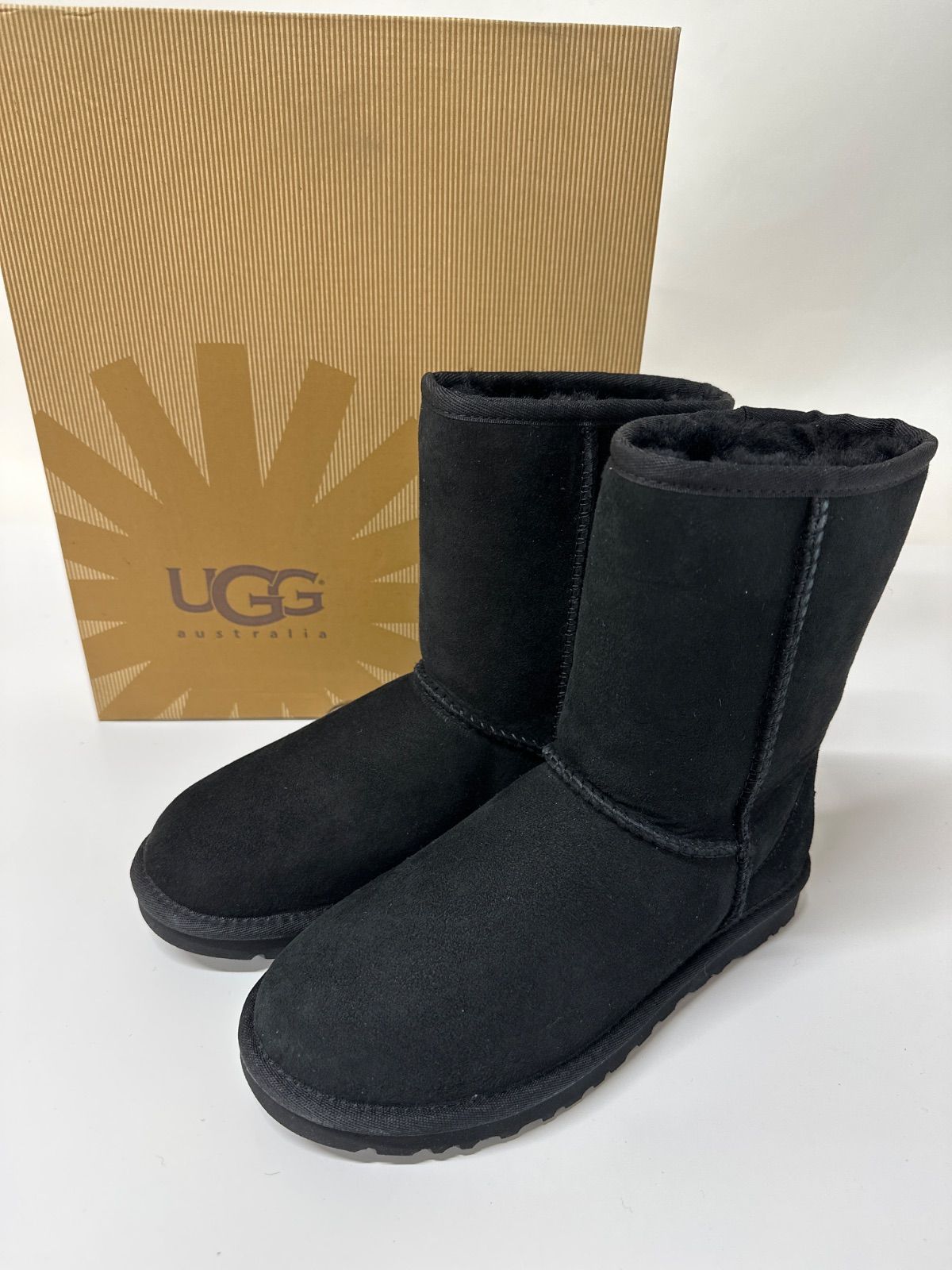 激レア! 美品 UGG アグ クラシックショート BLVD ムートンブーツ 楽天市場】UGG アグ 正規品 メンズ クラシック ショート Classic