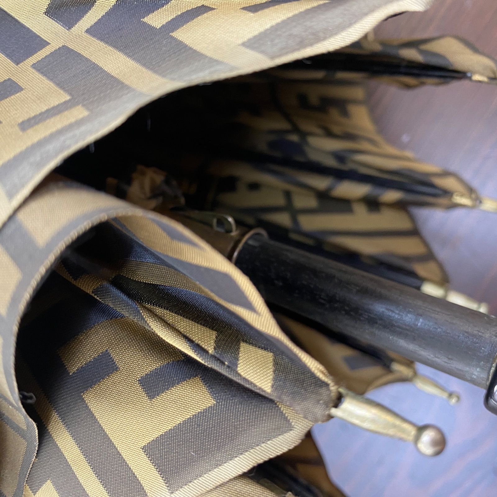 FENDI フェンディ 長傘 ズッカ柄 FF ブラウン イタリア製 雨傘