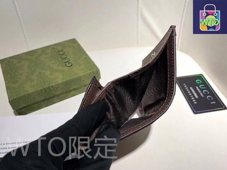 GUCCI ラウンドフェイス時計 マルチカラー GUCCI ラウンドフェイス時計 マルチカラー