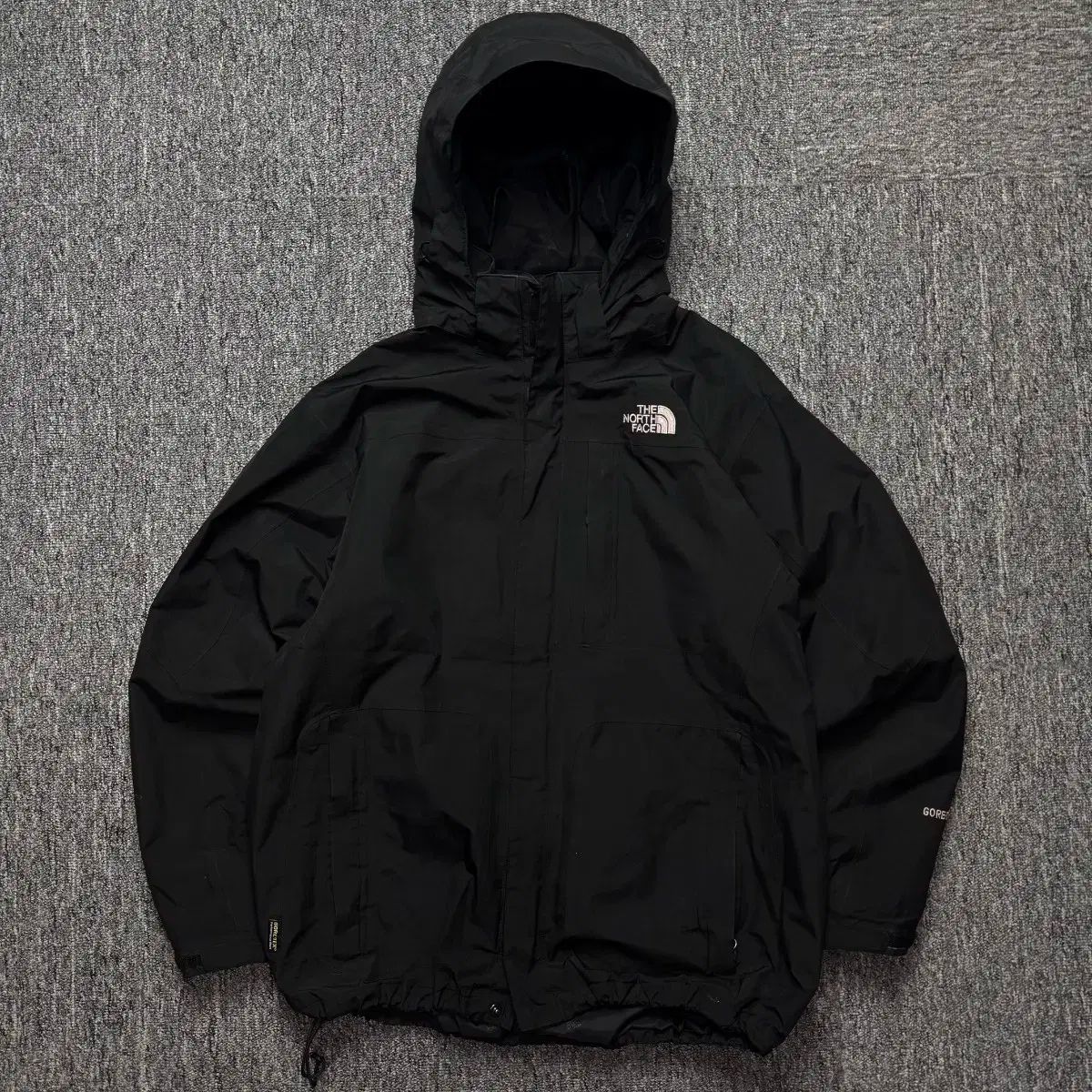 【雷市場（ポンジャン）商品韓国直送】 THE NORTH FACE(ザノースフェイス) ゴアテックス 黒 マウンテン ジャケット
