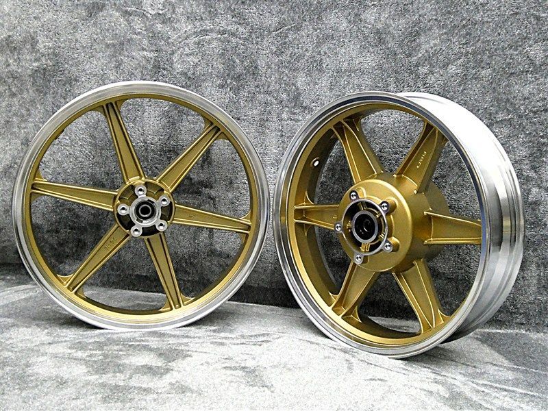 ナインキャストZR400E前後18インチ インチアップゼファー750へっぽこ社長