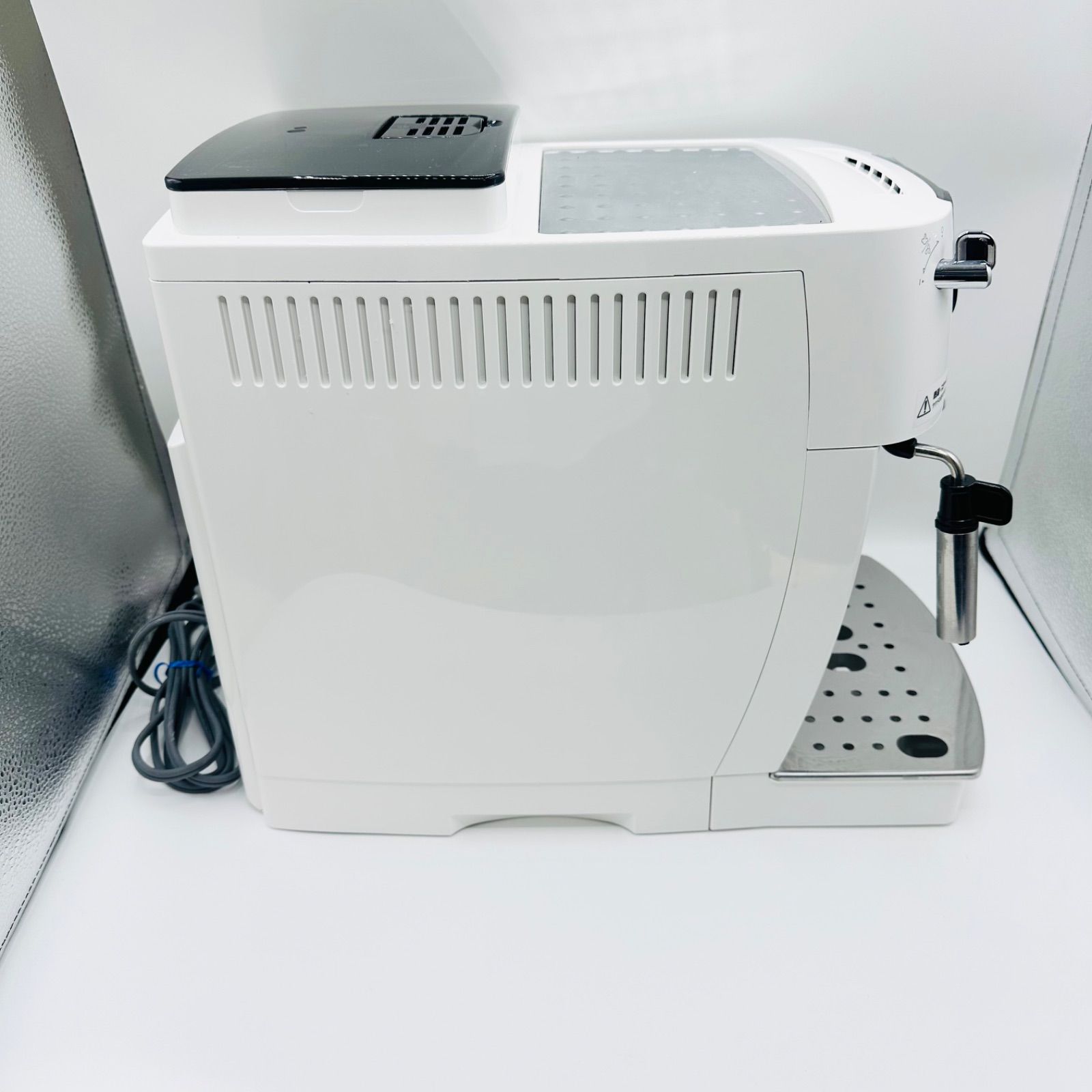 マグニフィカS ECAM22112W