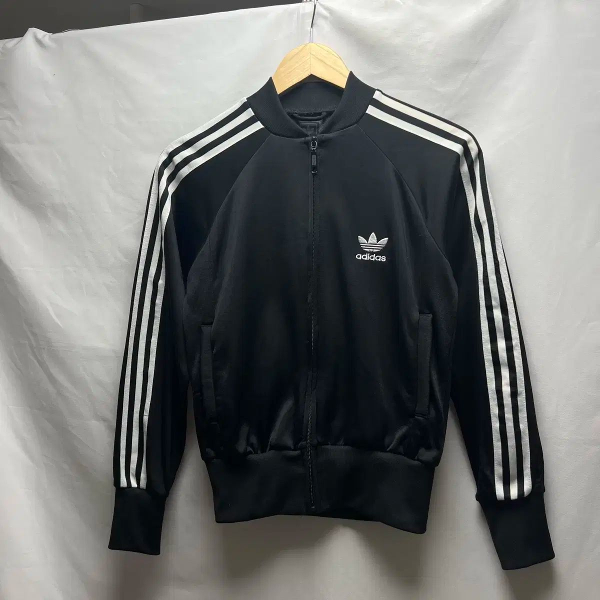 純正品/ 90 adidas(アディダス) ヨーロッパ スーパーガール