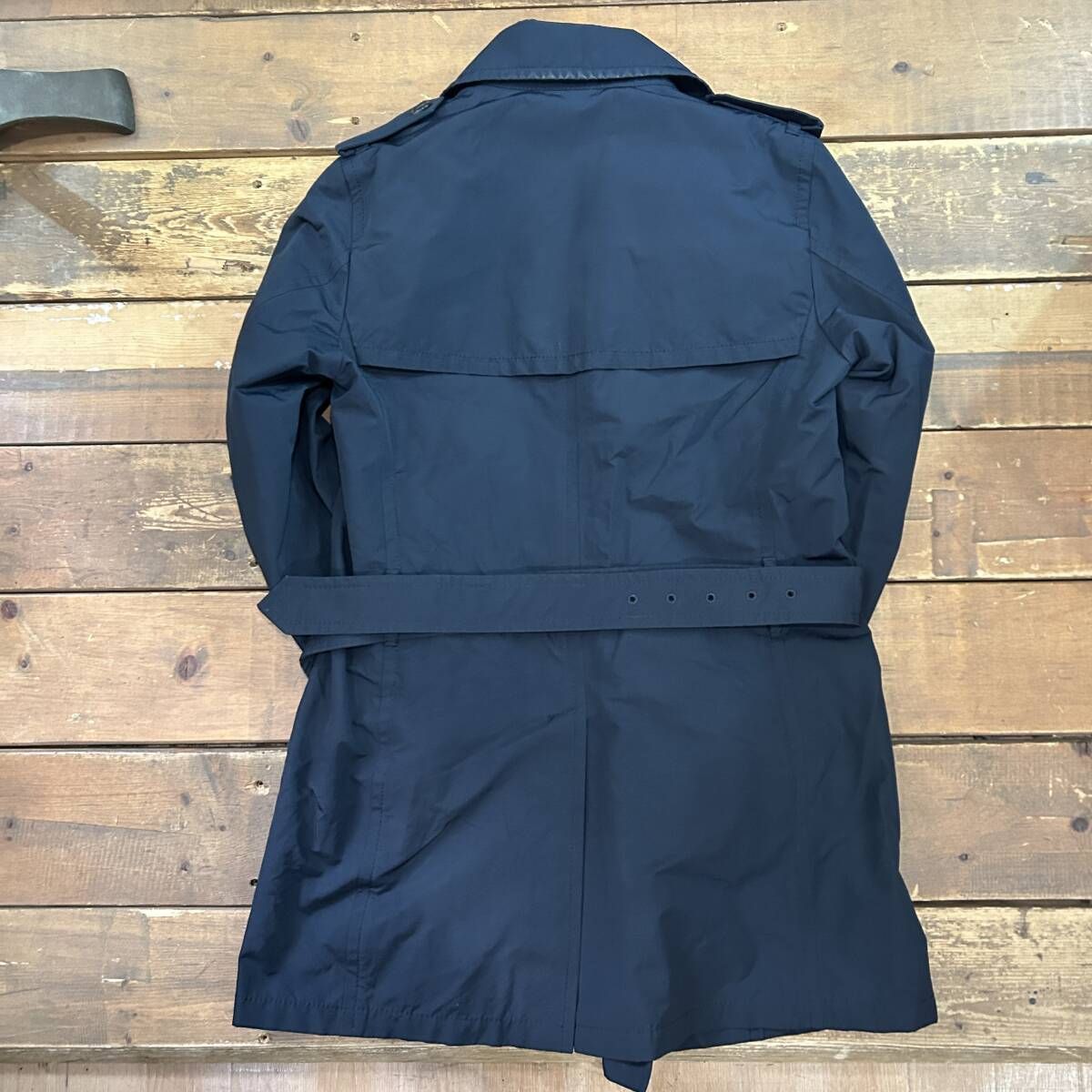 ★ Prada プラダ トレンチコート 46 美品 ネイビー これほど美しさに自信がもてるトレンチとは、滅多に出合えない
