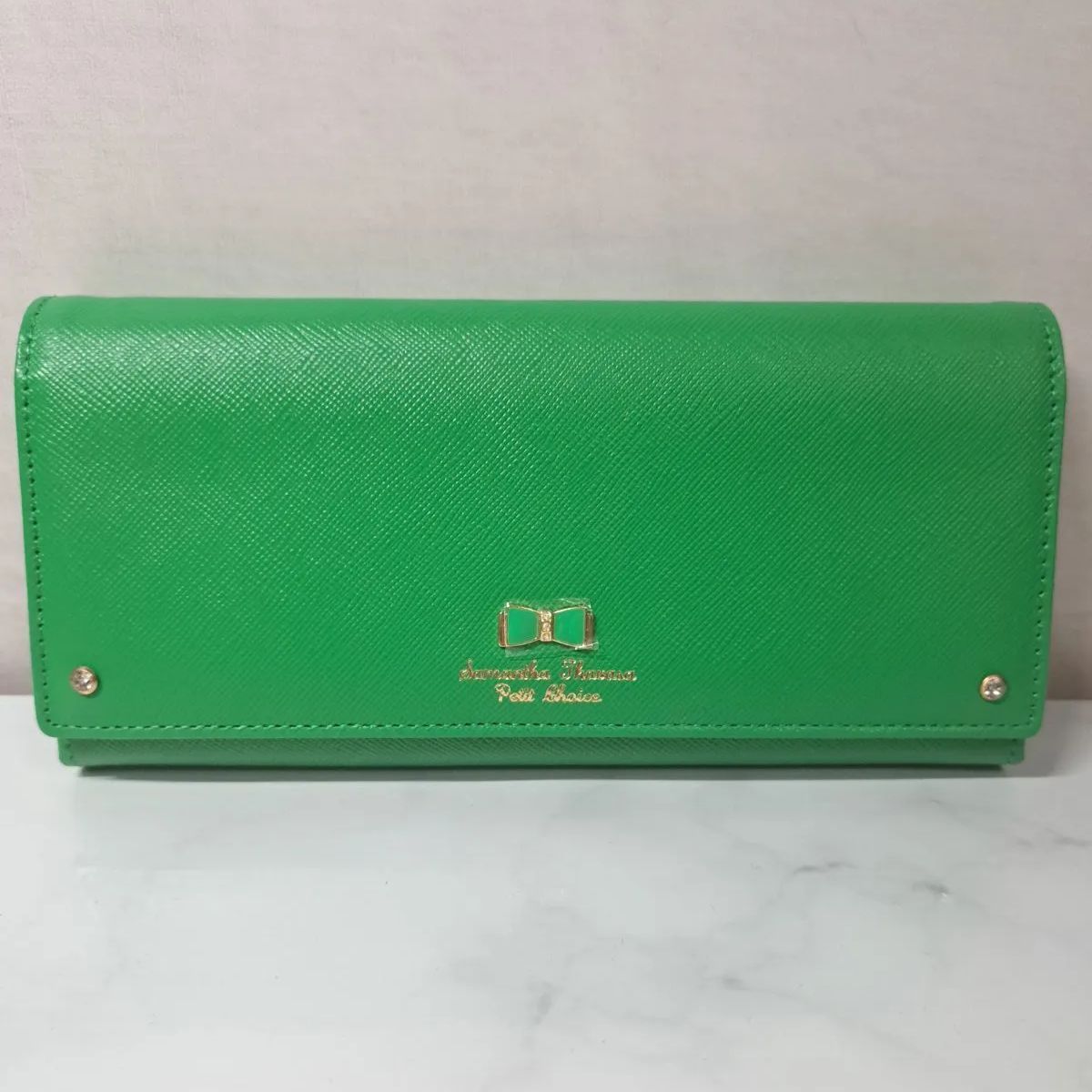 Samantha Thavasaピスタチオグリーンリボンモチーフ 長財布