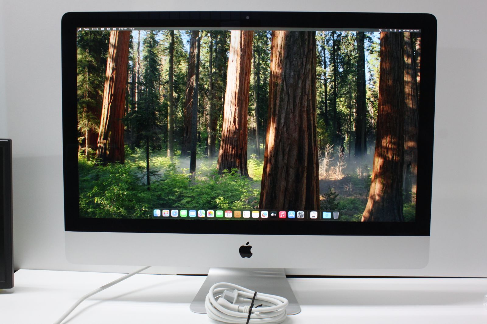 iMac(Retina 5K,27インチ,2019)2.12TB/64GB〈MRR12J/A〉④ iMac(Retina 5K,27インチ,2019)2.12TB/64GB〈MRR12J/A〉④