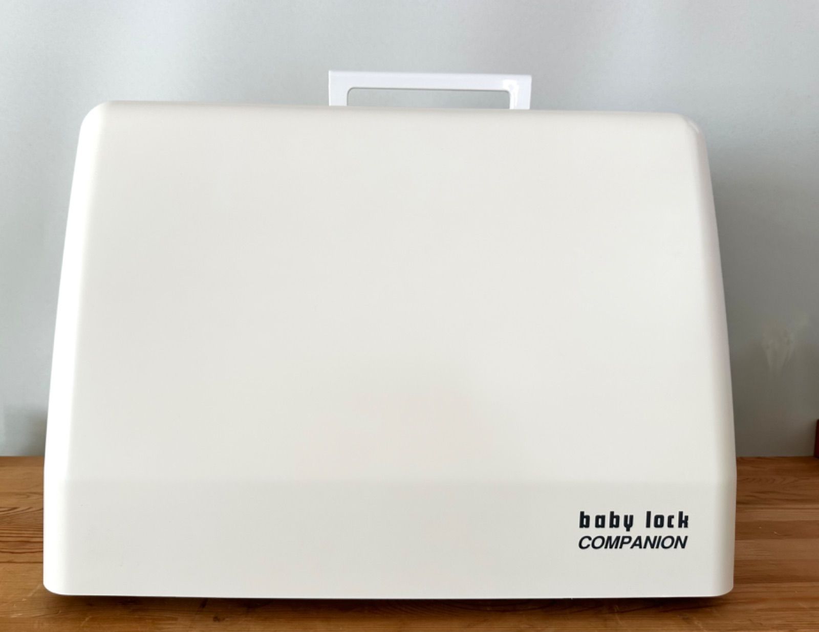 株）ジューキ 美品 baby lock COMPANION 9500 ロックカッター内臓コンピュータミシン - メルカリ