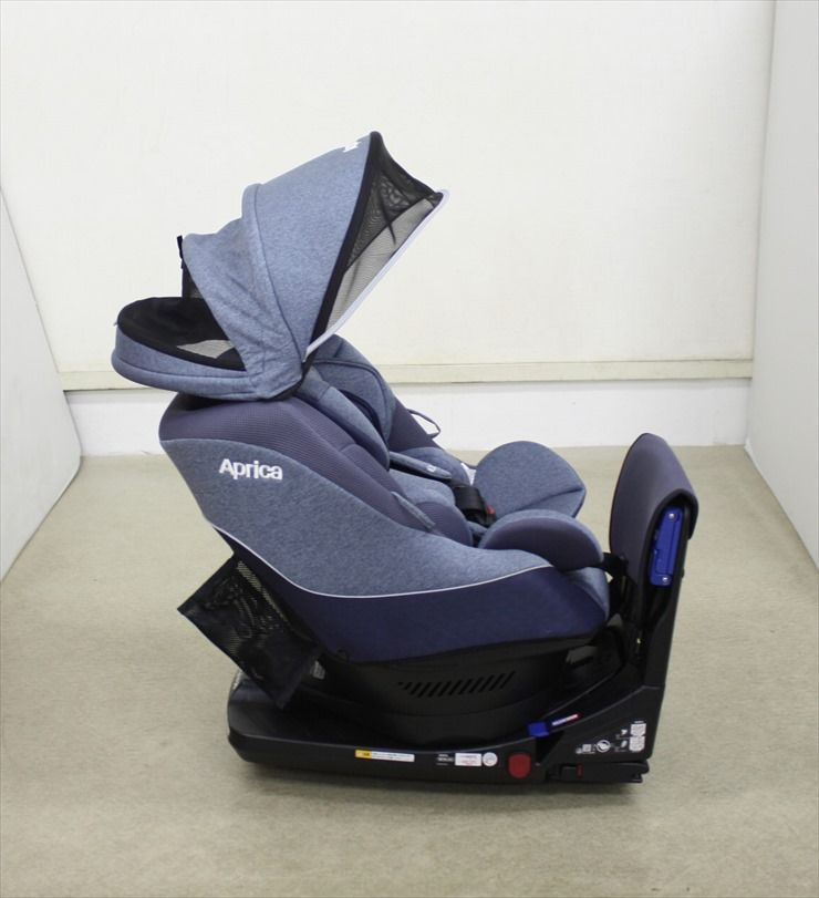 美品】Aprica クルリラAD ライトネイビー 2122711 ISOFIX