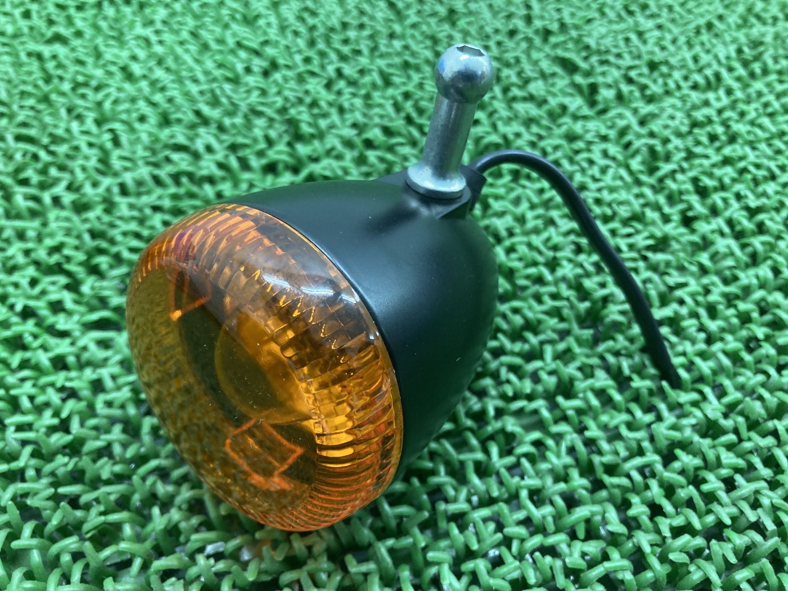 XL883N フロントウインカー 片側 ハーレー 純正  バイク 部品 スポーツスター 883アイアン 修復素材に コケキズ無し 品薄