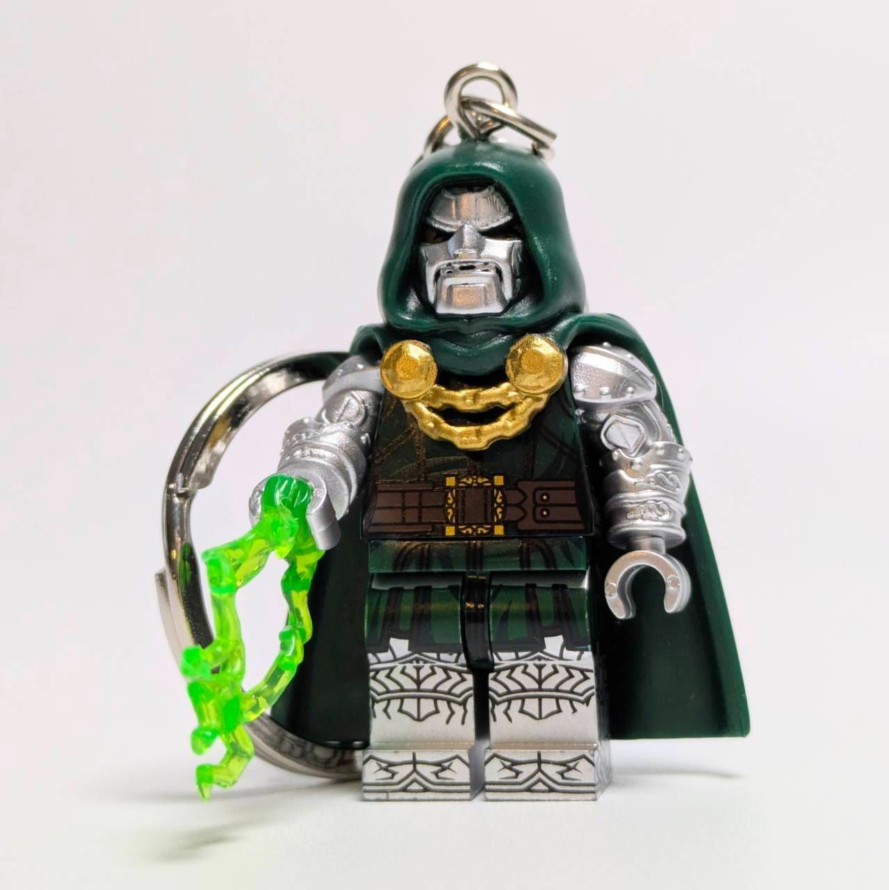 再入荷!【ブロックフィギュアキーホルダー】Dr.DOOM ( ドクター 再入荷!【ブロックフィギュアキーホルダー】Dr.DOOM ( ドクター