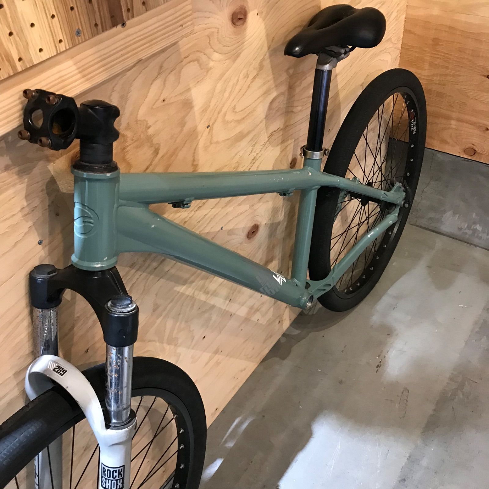 26インチダートジャンプ