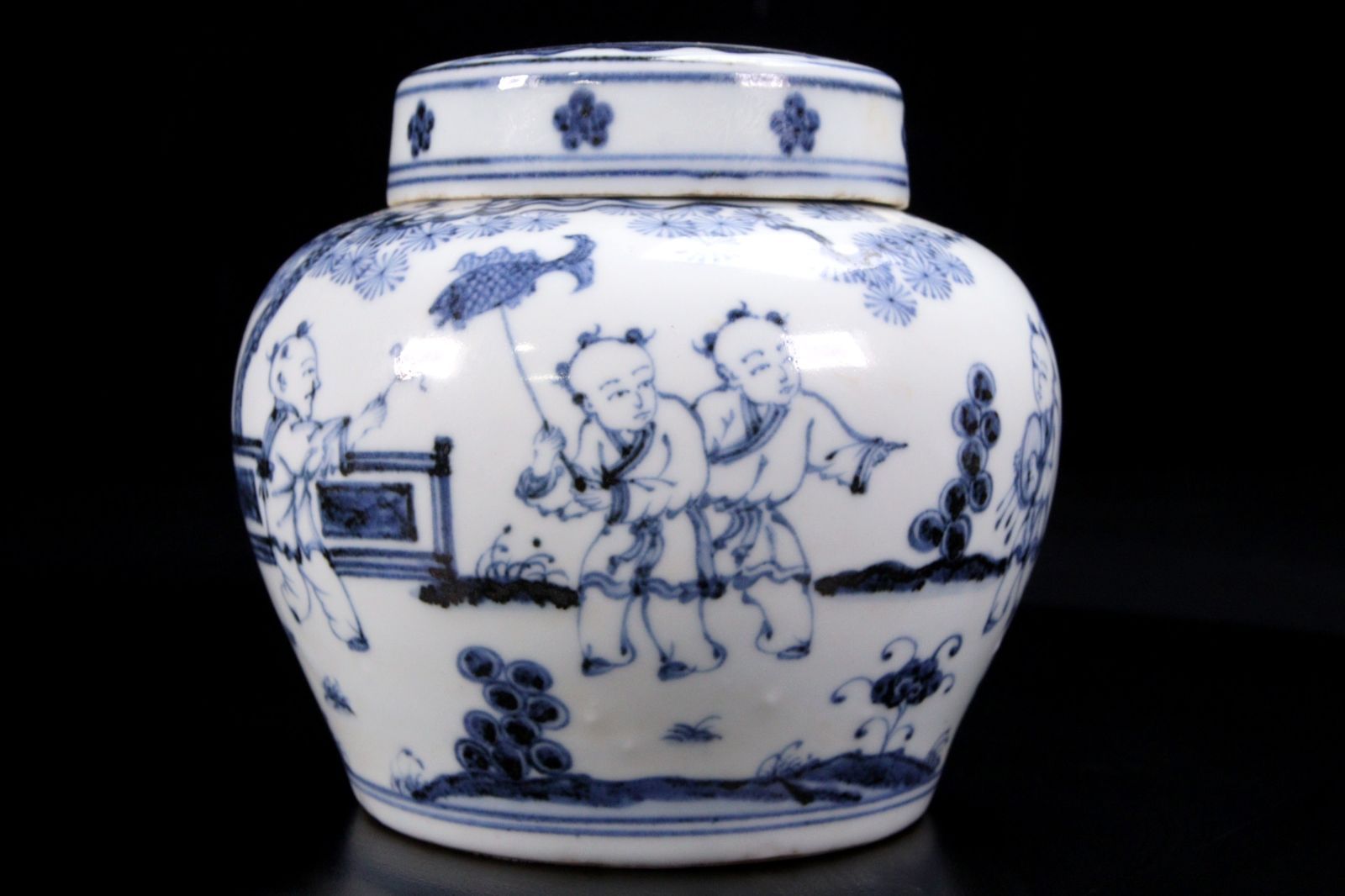 壷　骨董 中国美術 大明成化年製 白磁染付賢人図蓋付壷14cm 箱付 唐物