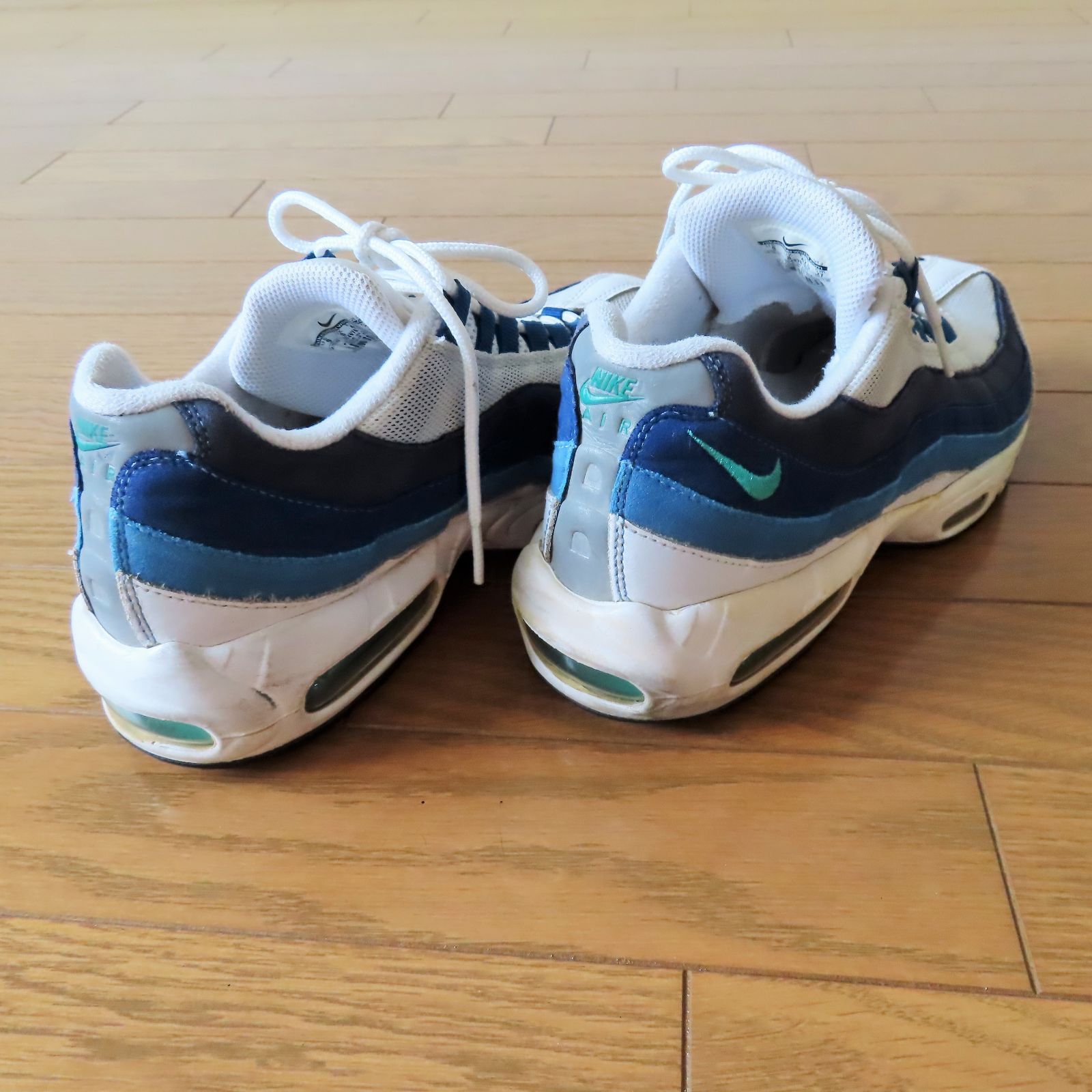 NIKE AIR MAX 95 ナイキ エアマックス95 ブルーグラデ 27cm NIKE AIR MAX 95 ナイキ エアマックス95 ブルーグラデ 27cm