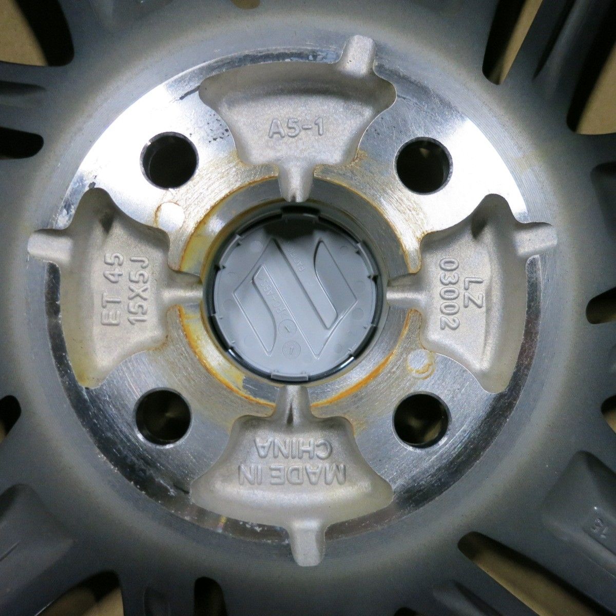 送料無料] 新車外し☆スズキ ソリオ ハイブリッド SZ 純正 ホイール