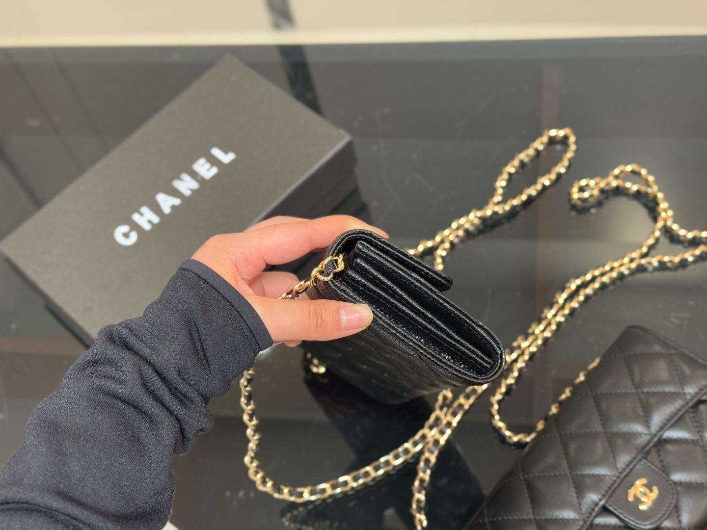 【CHANEL】チェーンウォレット シャネル CHANEL チェーンウォレット マドモアゼルライン V