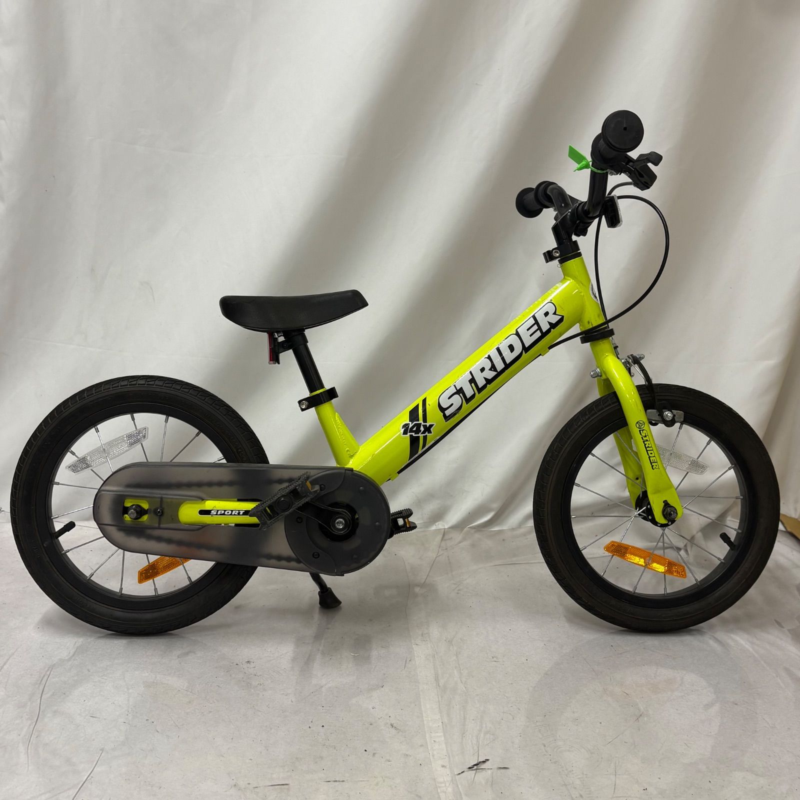 イエロー バランスバイク