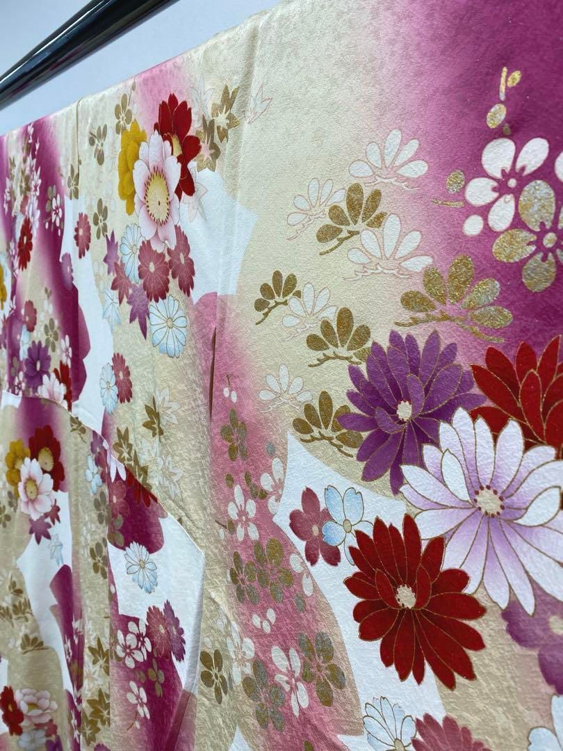 振袖 豪華 金彩 銀彩 銀通し ラメ刺繍 柄八掛 身丈159cm - メルカリ