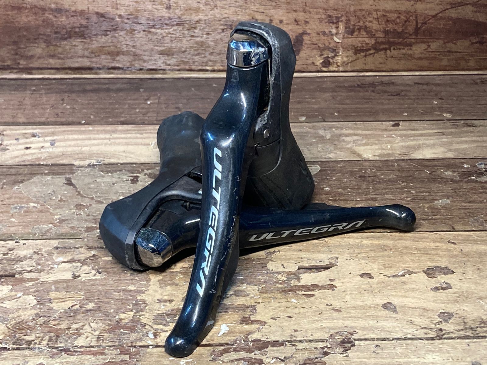 アルテグラ R8000 STI レバー 新品カバー付き アルテグラ R8000 11速