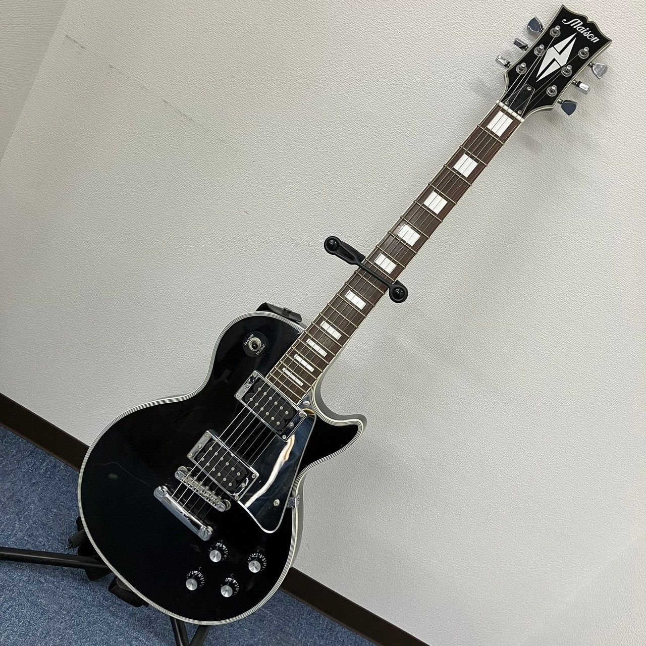 Maison メイソン エレキギター レスポールタイプ ブラック - メルカリ