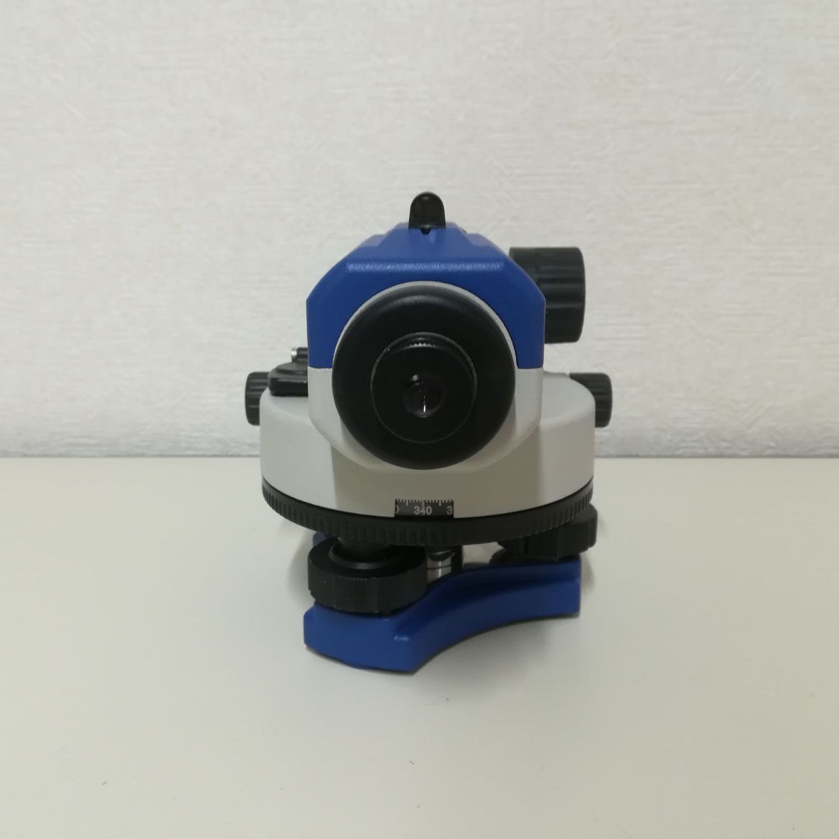 オートレベルSAシリーズ 三脚付き