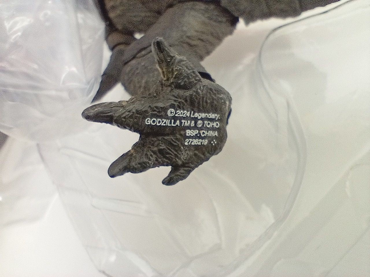 BANDAI バンダイ S.H.Monster Arts 2025 EVOLVEd ver. FROM ×KONG THE EMPIRE ゴジラ×コング フィギュア 済み S-219