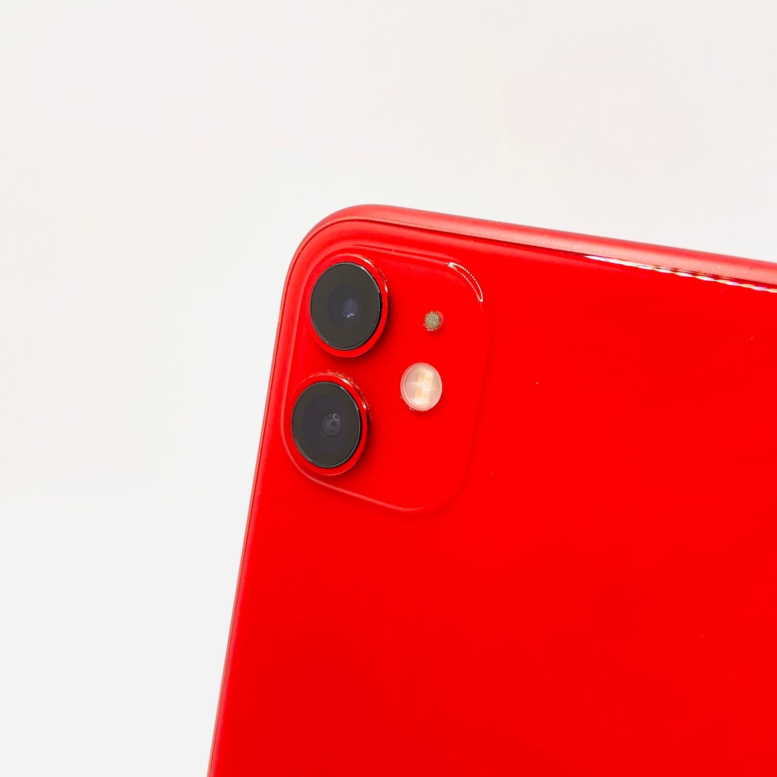 Apple iPhone 11 プロダクトレッド、64GB、SIMフリー iPhone11 64GB Sランク プロダクトレッド｜中古iPhoneの通販なら
