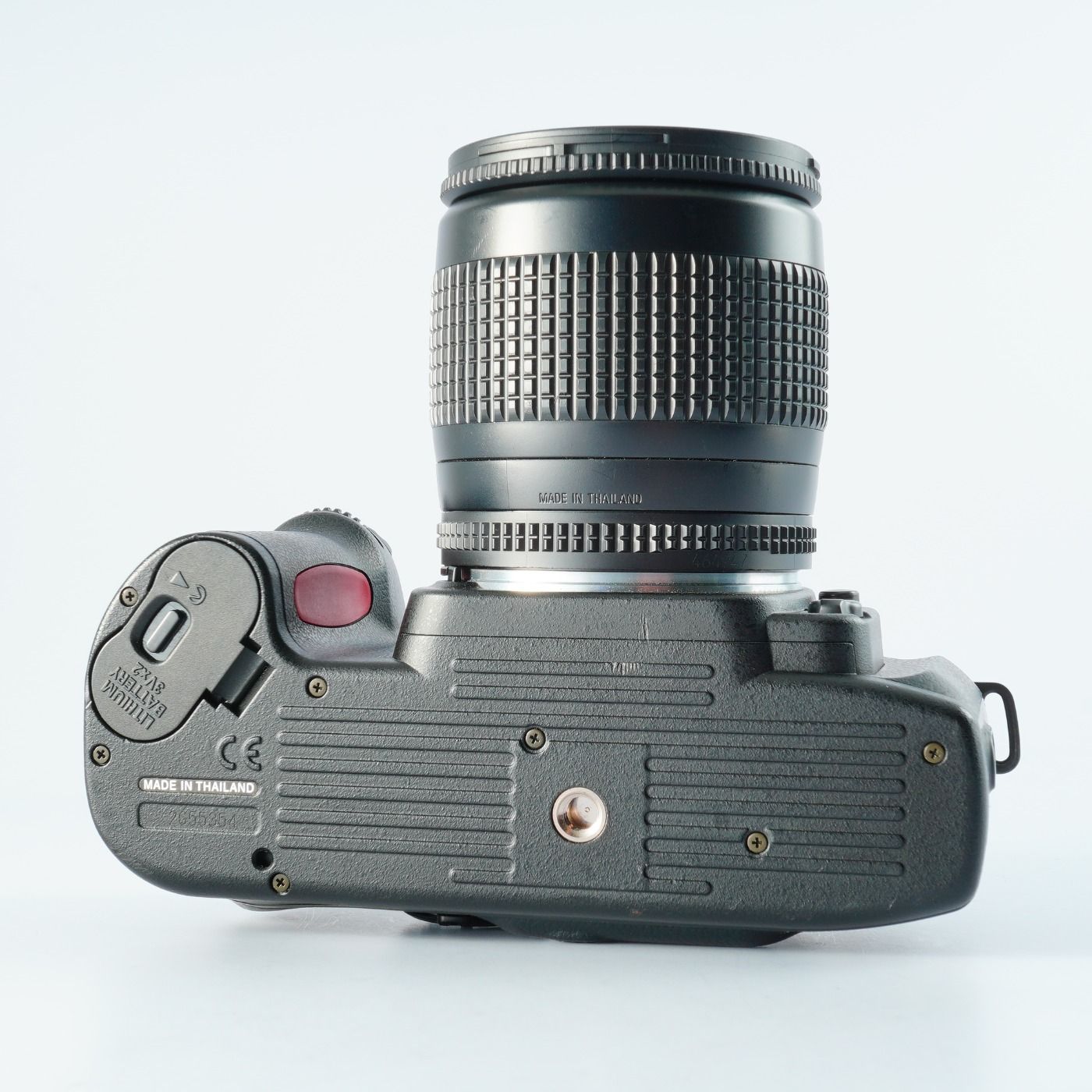 NIkon