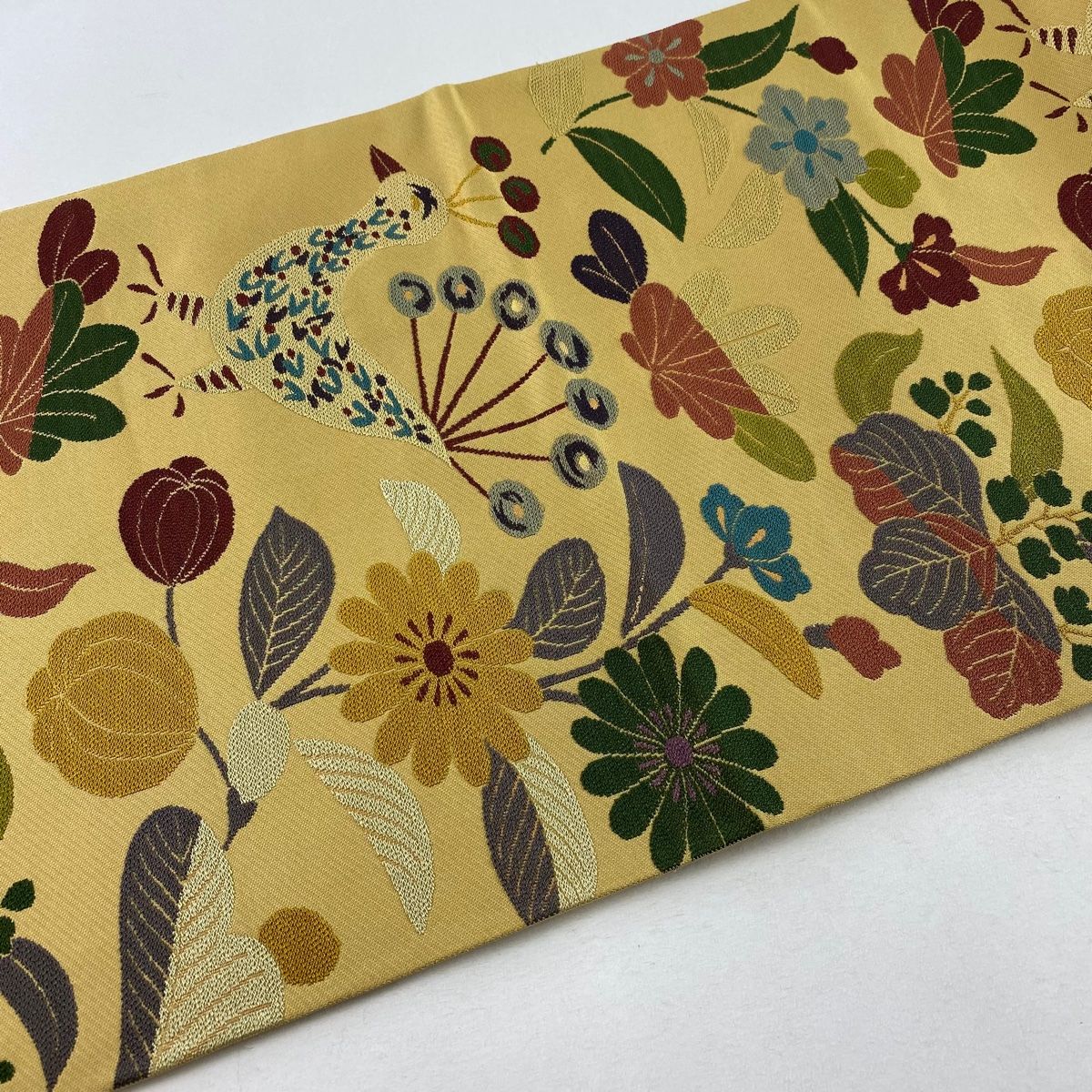 正絹袋帯向かい鳥花唐草 袋帯 美品 秀品 落款 重兵衛 花唐草 鳥 箔 墨色 六通 正絹
