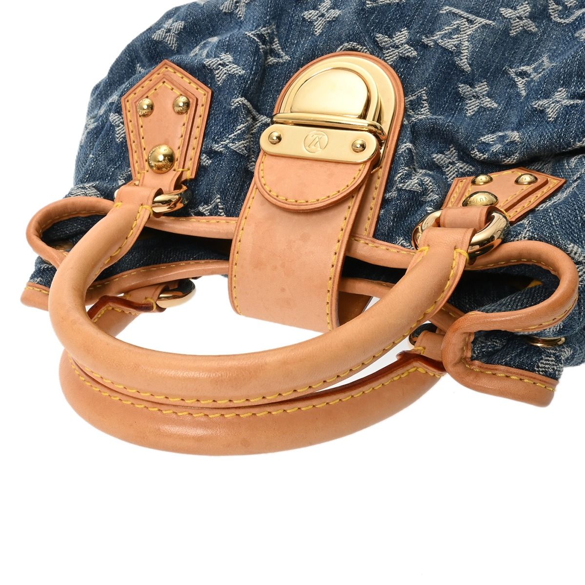 プリーティ ブルー