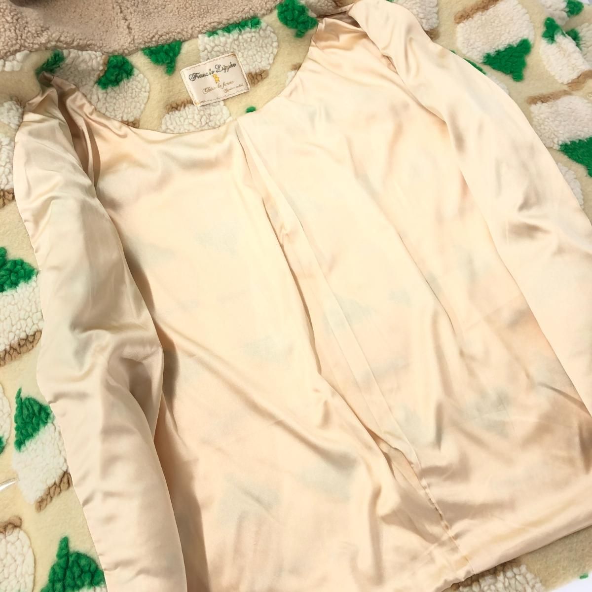 美品 franchelippee フランシュリッペ すずらん ボアフード