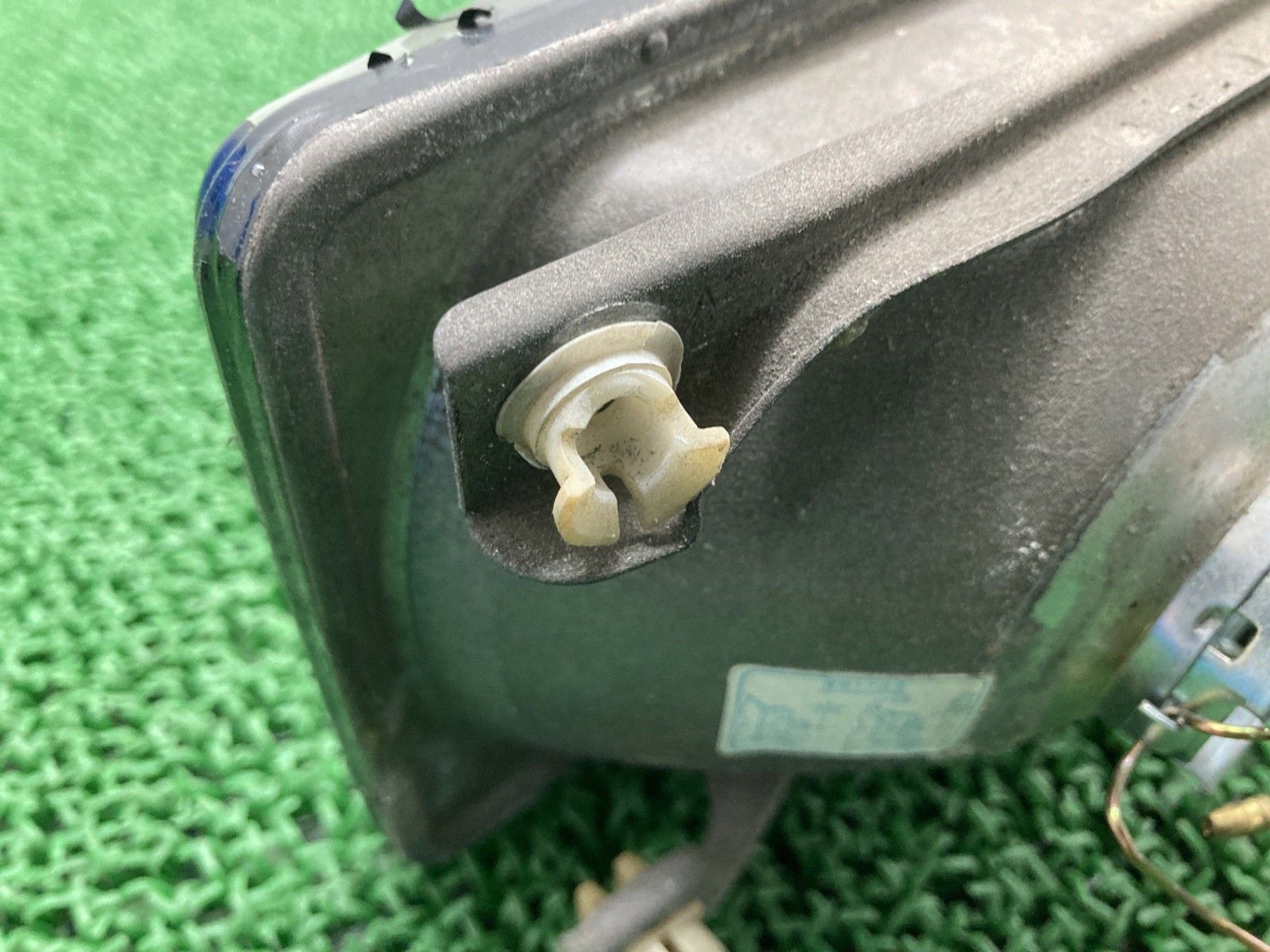 RG400ガンマ ヘッドライト XH37|997-17519 スズキ 純正 バイク 部品 HK31A XH37 997-17519 修復素材に コケキズ無し 品薄 Gd