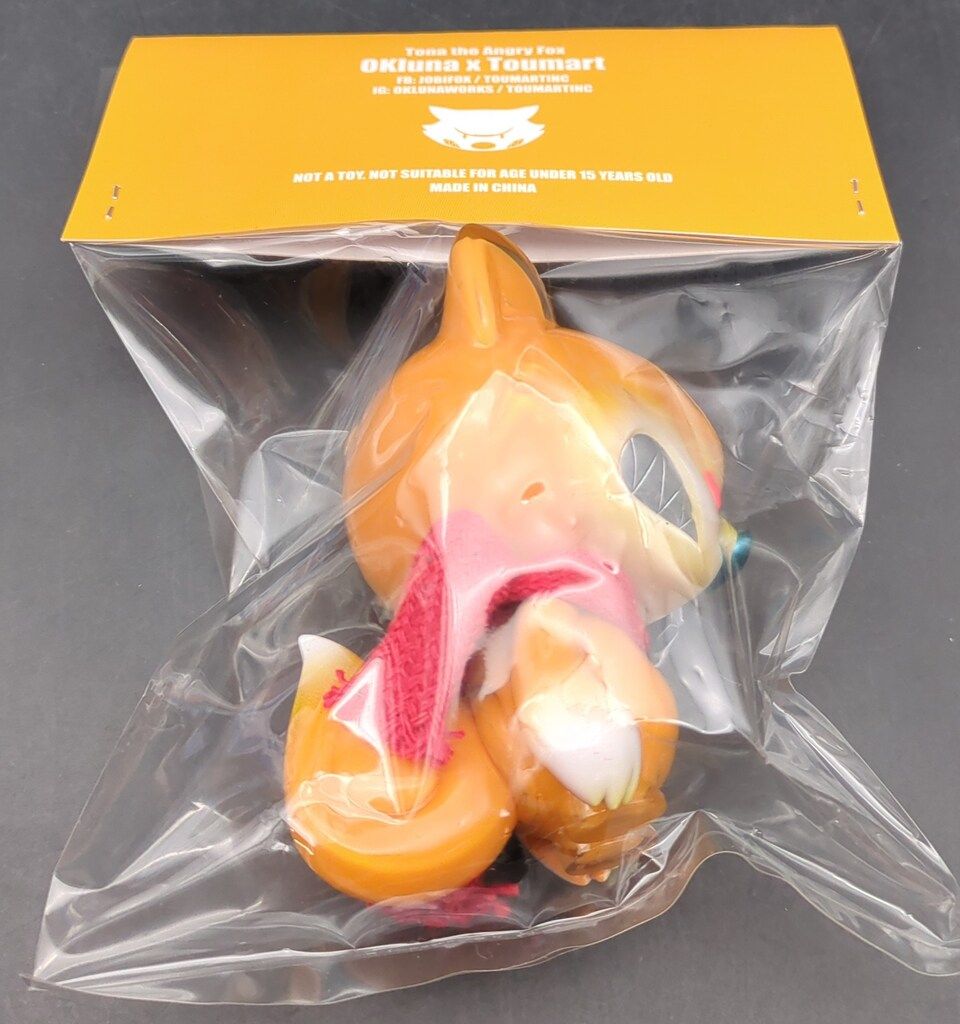 Tona the Angry Fox フィギュア Amazon.co.jp: TONA the Angry Fox ソフビ OKluna × TOUMA