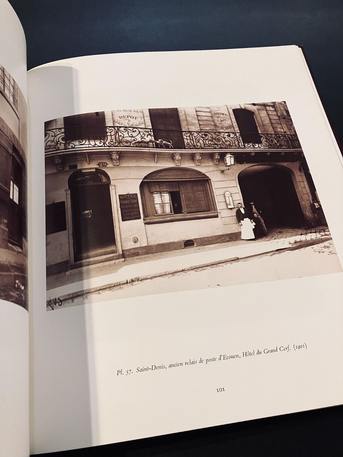 ウジェーヌ・アジェの写真集 The Work of Atget Vol.II the art of old