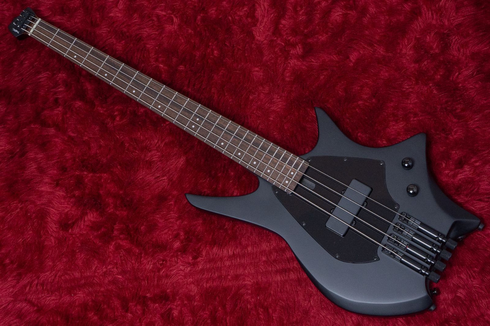 new HEX Guitars | NB300 Black