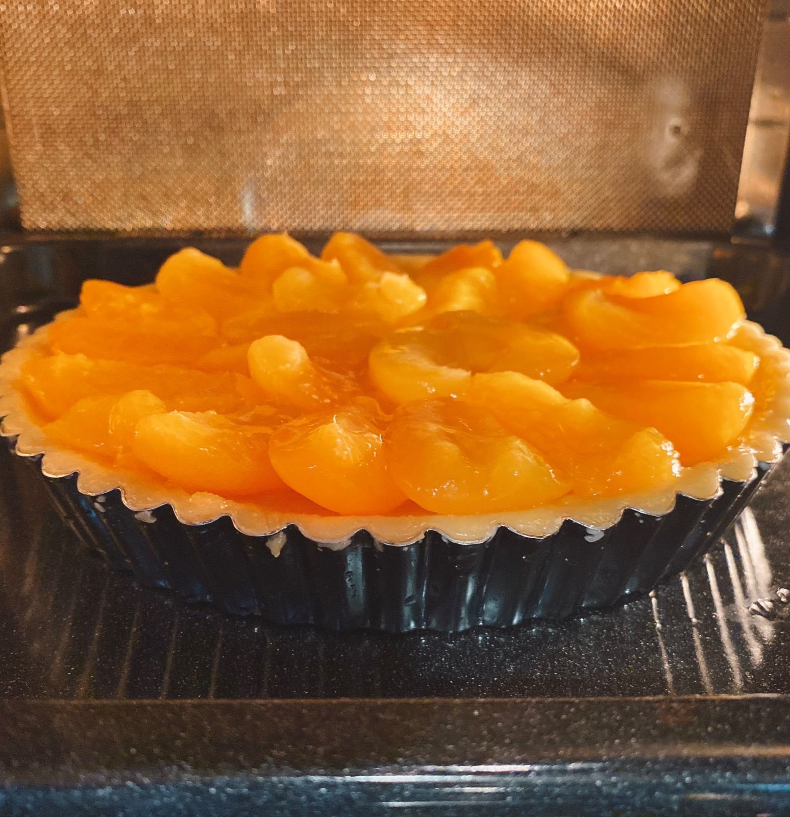 【アプリコットタルト18cm 冷凍】クールメルカリ便(送料込み)