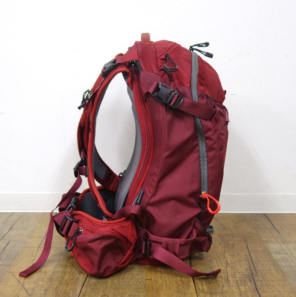 極美品 オスプレー OSPREY KRESTA 30 30L ザック バックパック